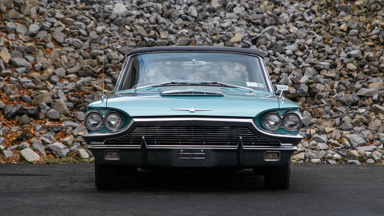1965 Ford Thunderbird 4th Gen - Image 9 of 14