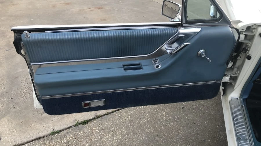 1965 Ford Thunderbird 4th Gen - Image 9 of 13