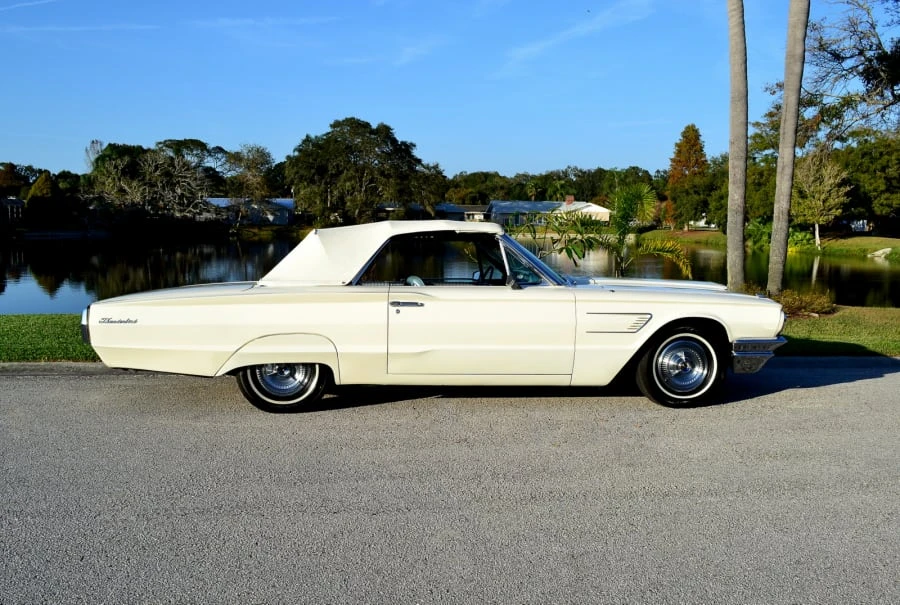1965 Ford Thunderbird 4th Gen - Image 9 of 11