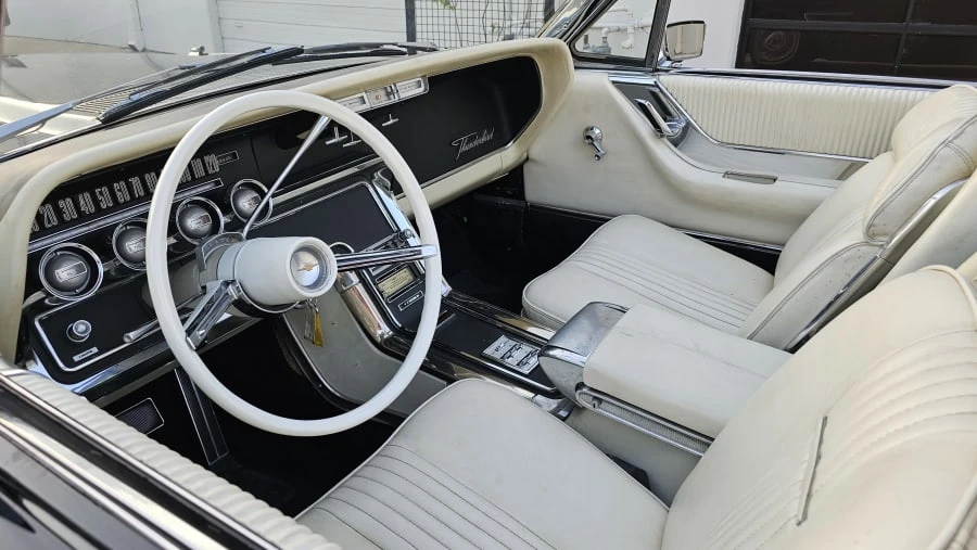 1965 Ford Thunderbird 4th Gen - Image 9 of 16