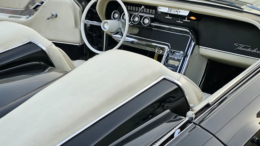 1965 Ford Thunderbird 4th Gen - Image 15 of 16