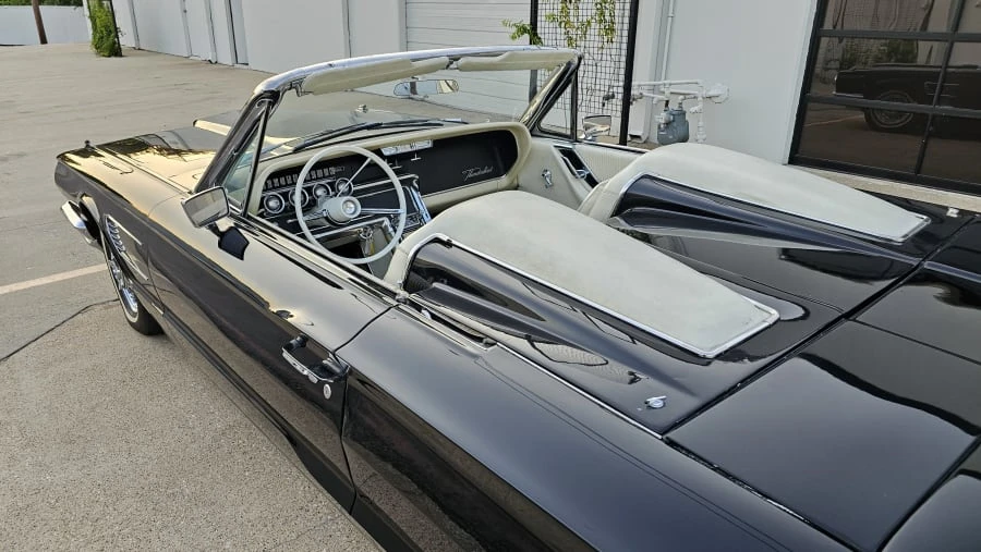 1965 Ford Thunderbird 4th Gen - Image 11 of 16