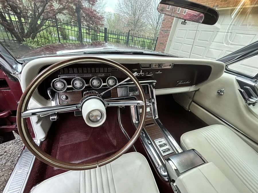 1965 Ford Thunderbird 4th Gen - Image 16 of 31