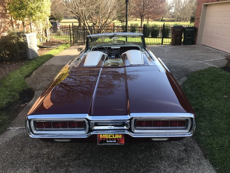 1965 Ford Thunderbird 4th Gen - Image 9 of 31