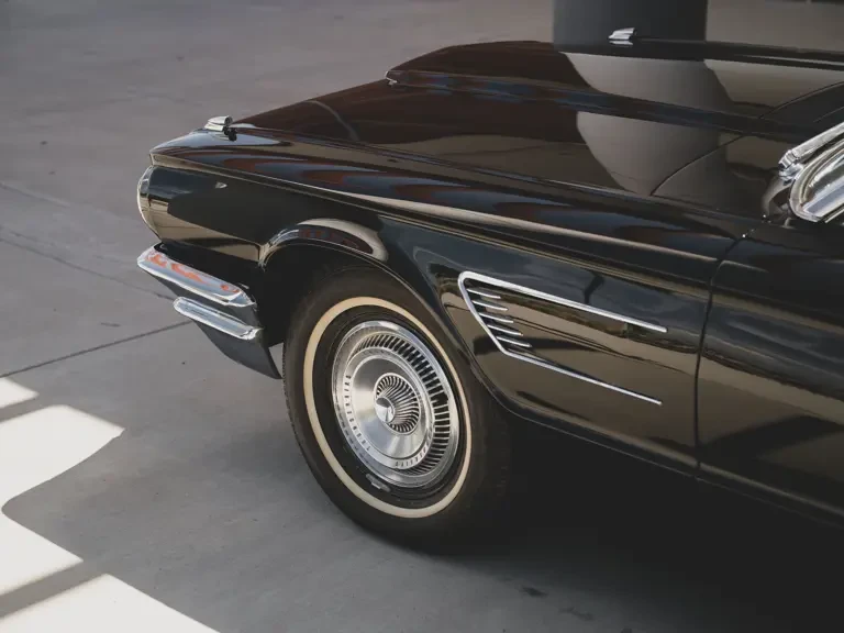1965 Ford Thunderbird 4th Gen - Image 12 of 31