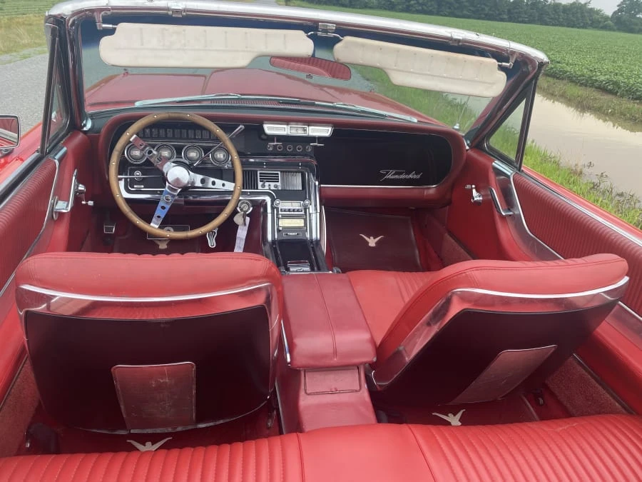 1965 Ford Thunderbird 4th Gen - Image 5 of 14