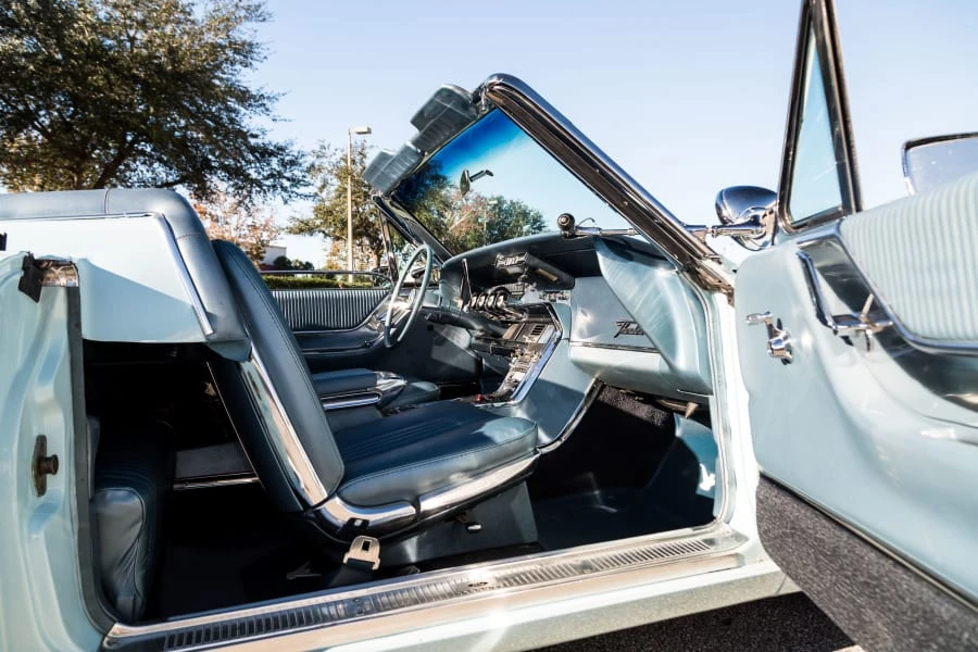 1965 Ford Thunderbird 4th Gen - Image 5 of 11