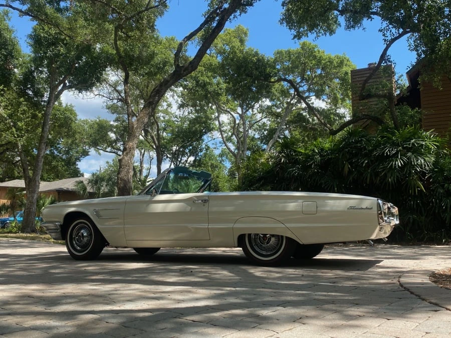1965 Ford Thunderbird 4th Gen - Image 2 of 30