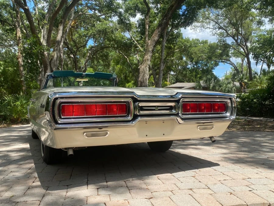 1965 Ford Thunderbird 4th Gen - Image 20 of 30