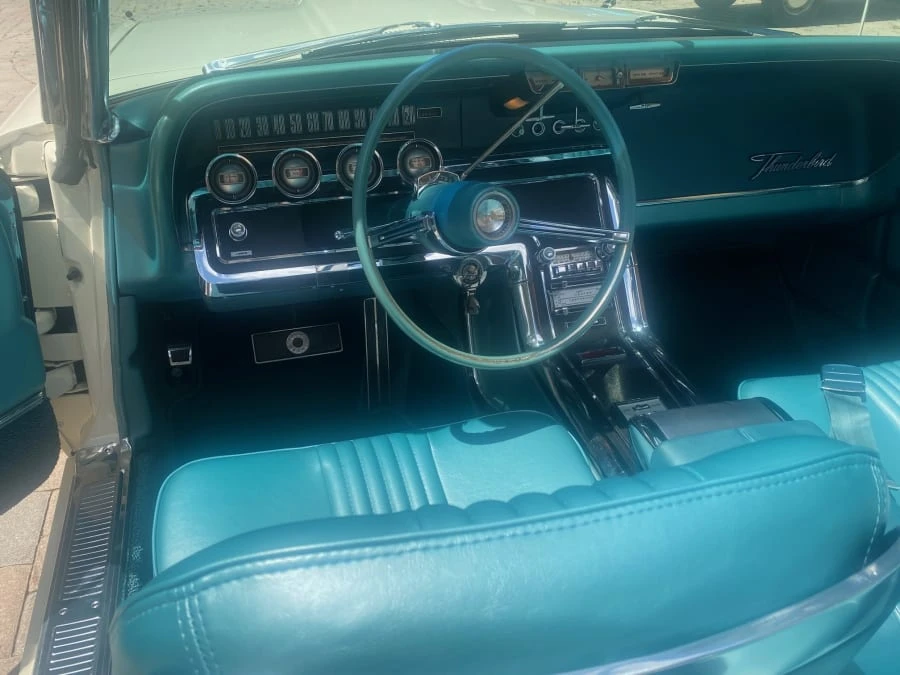1965 Ford Thunderbird 4th Gen - Image 21 of 30