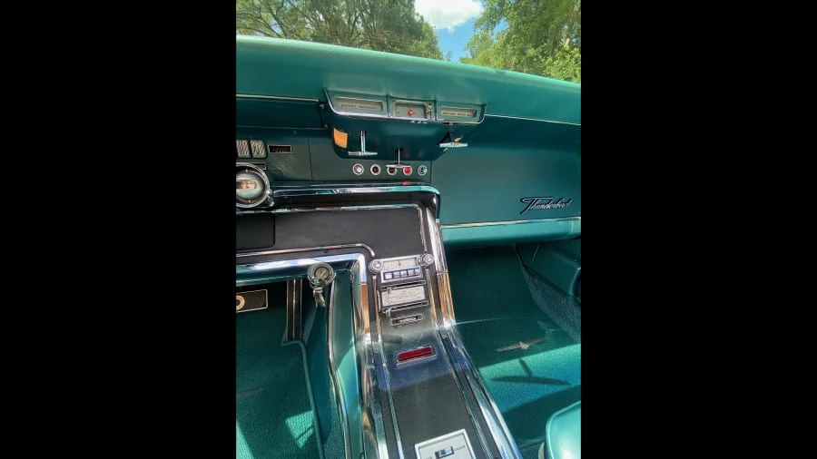 1965 Ford Thunderbird 4th Gen - Image 23 of 30