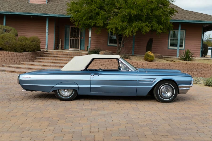 1965 Ford Thunderbird 4th Gen - Image 11 of 31