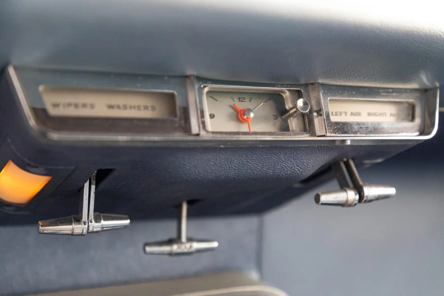 1965 Ford Thunderbird 4th Gen - Image 28 of 31