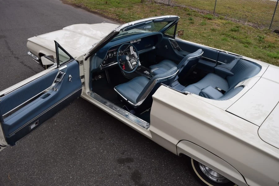 1965 Ford Thunderbird 4th Gen - Image 4 of 9