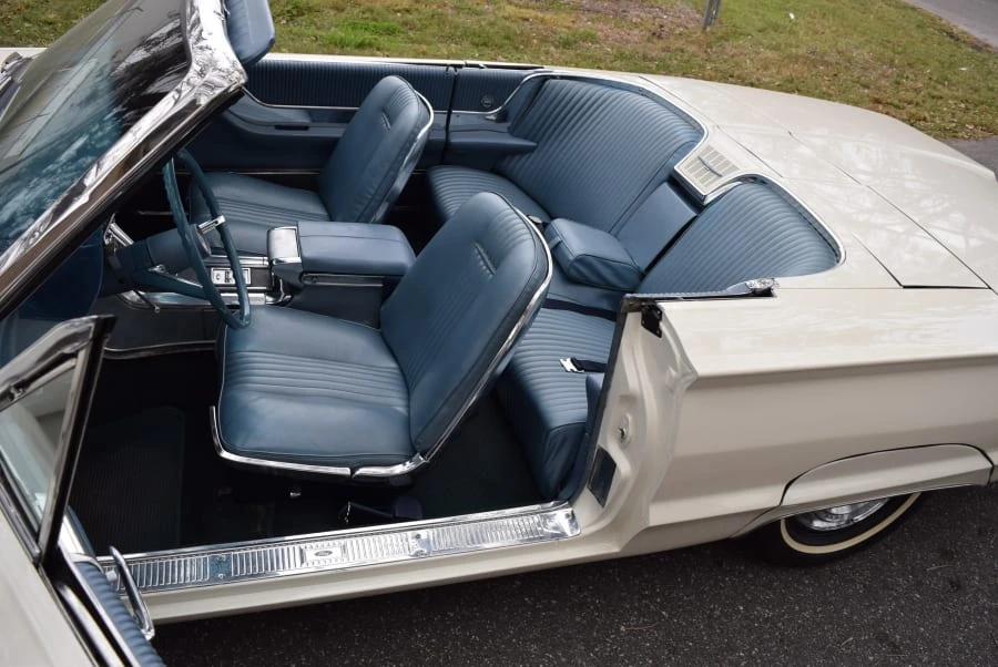 1965 Ford Thunderbird 4th Gen - Image 5 of 9