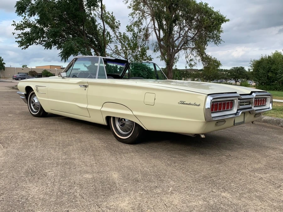 1965 Ford Thunderbird 4th Gen - Image 3 of 9