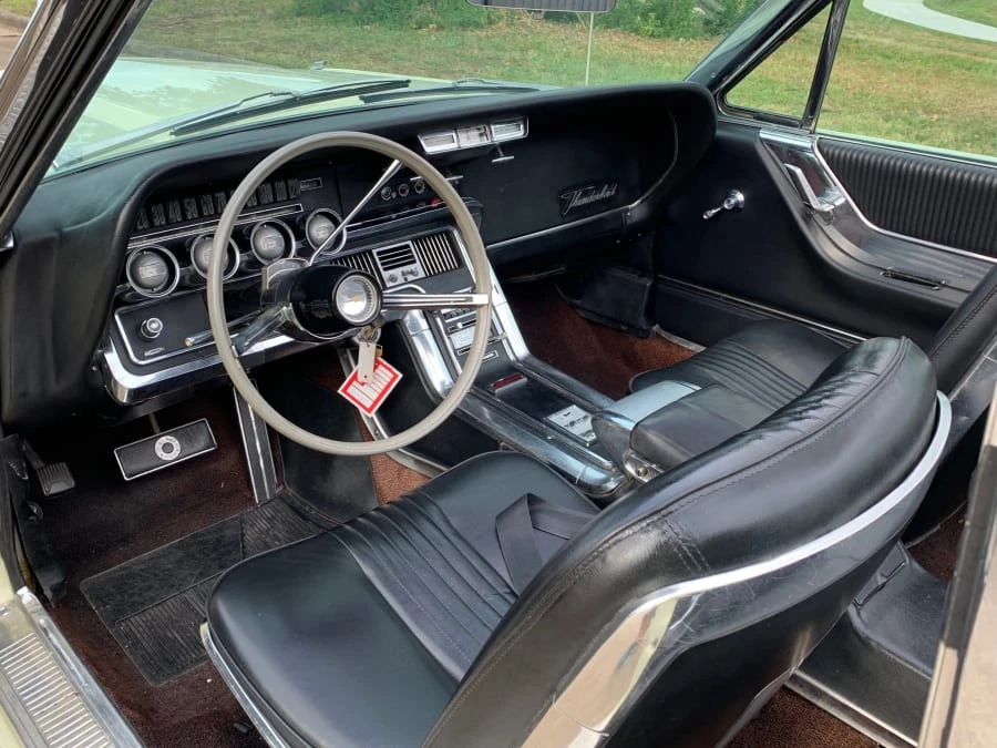 1965 Ford Thunderbird 4th Gen - Image 4 of 9