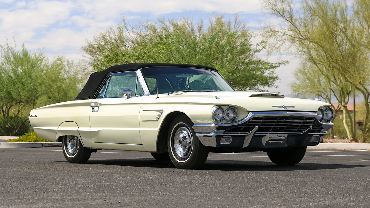 1965 Ford Thunderbird 4th Gen - Image 19 of 31