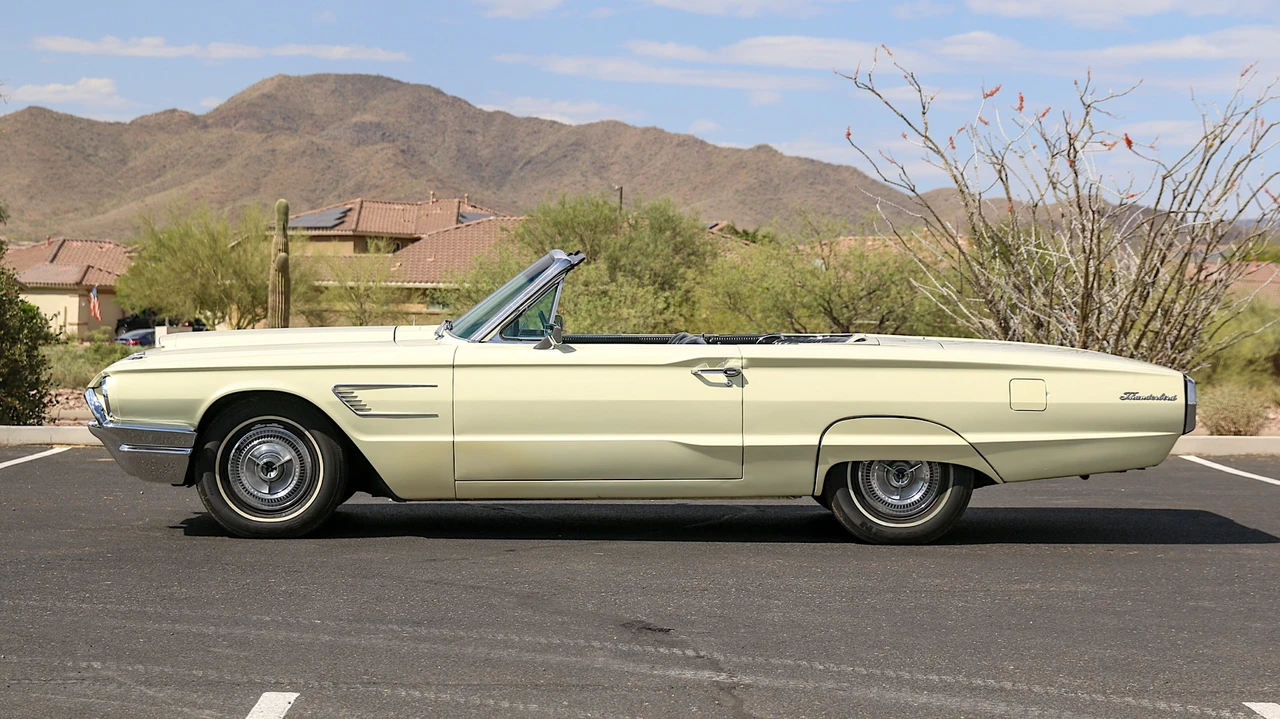 1965 Ford Thunderbird 4th Gen - Image 3 of 31