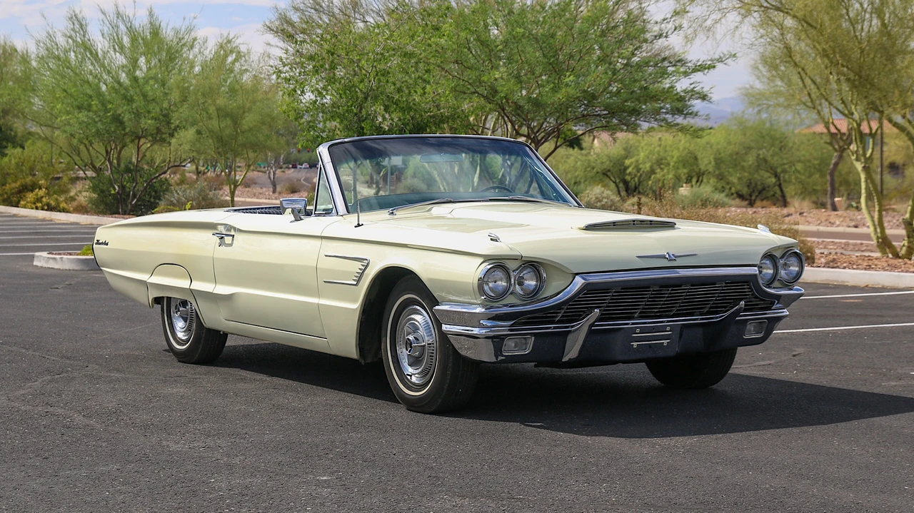 1965 Ford Thunderbird 4th Gen - Image 9 of 31