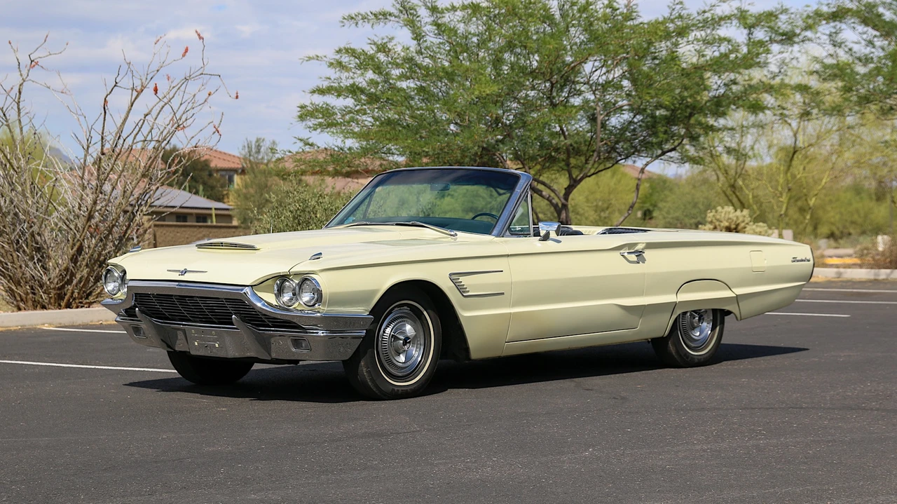 1965 Ford Thunderbird 4th Gen - Image 2 of 31
