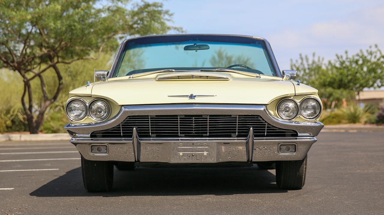 1965 Ford Thunderbird 4th Gen - Image 10 of 31