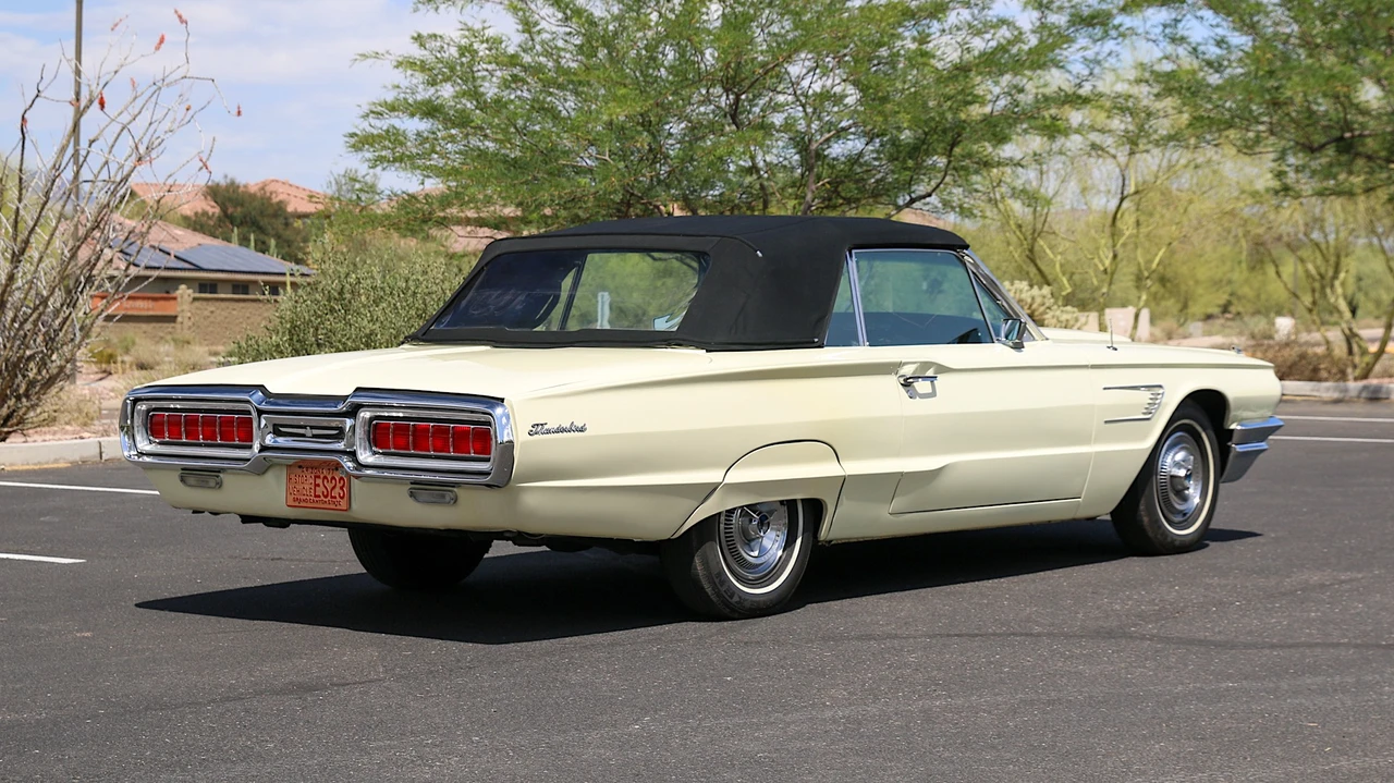 1965 Ford Thunderbird 4th Gen - Image 17 of 31