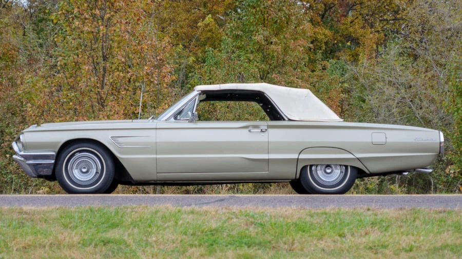 1965 Ford Thunderbird 4th Gen - Image 21 of 22
