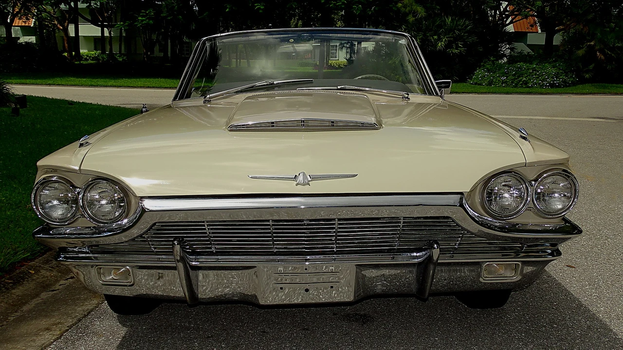 1965 Ford Thunderbird 4th Gen - Image 7 of 31