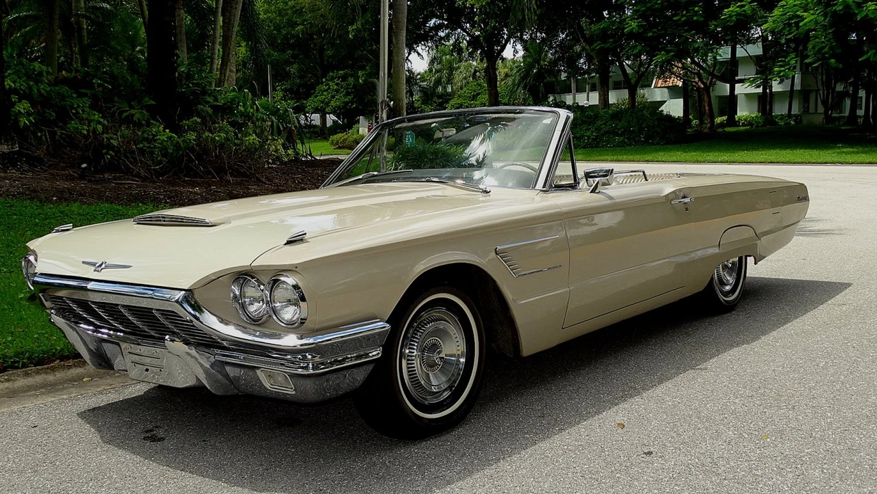 1965 Ford Thunderbird 4th Gen - Image 3 of 31