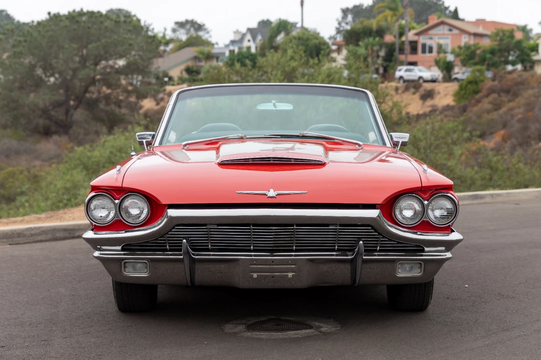 1965 Ford Thunderbird 4th Gen - Image 11 of 31
