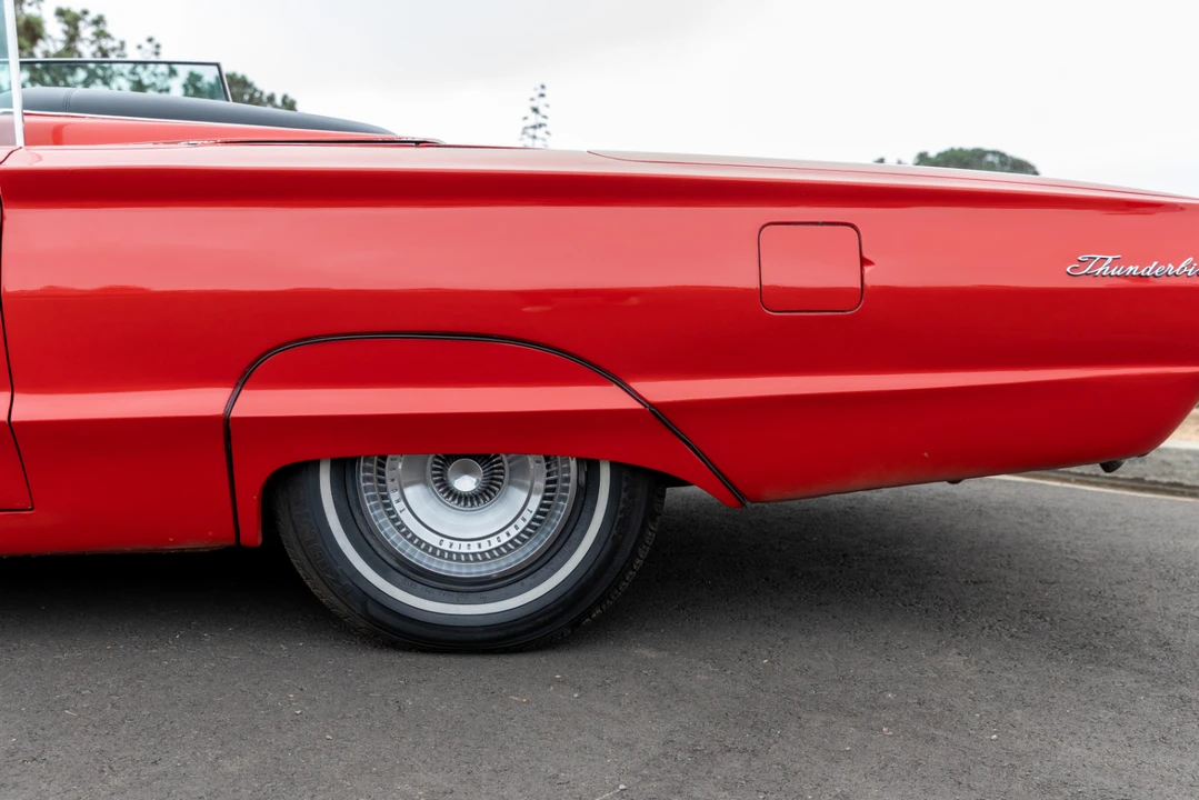 1965 Ford Thunderbird 4th Gen - Image 18 of 31