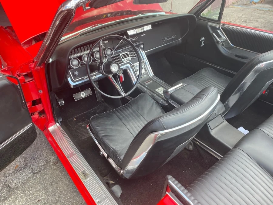 1965 Ford Thunderbird 4th Gen - Image 4 of 10