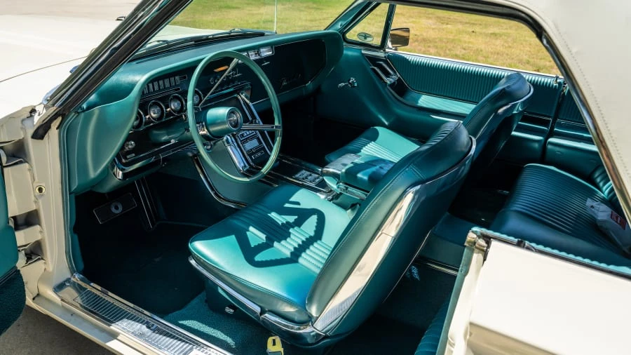 1965 Ford Thunderbird 4th Gen - Image 4 of 30