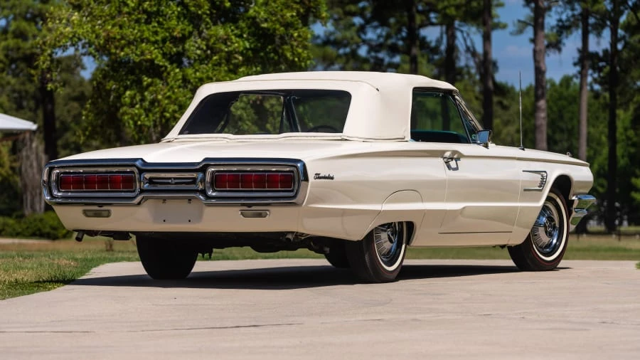 1965 Ford Thunderbird 4th Gen - Image 13 of 30