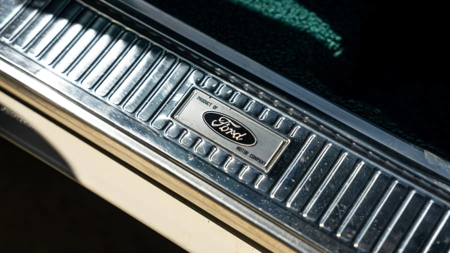 1965 Ford Thunderbird 4th Gen - Image 21 of 30