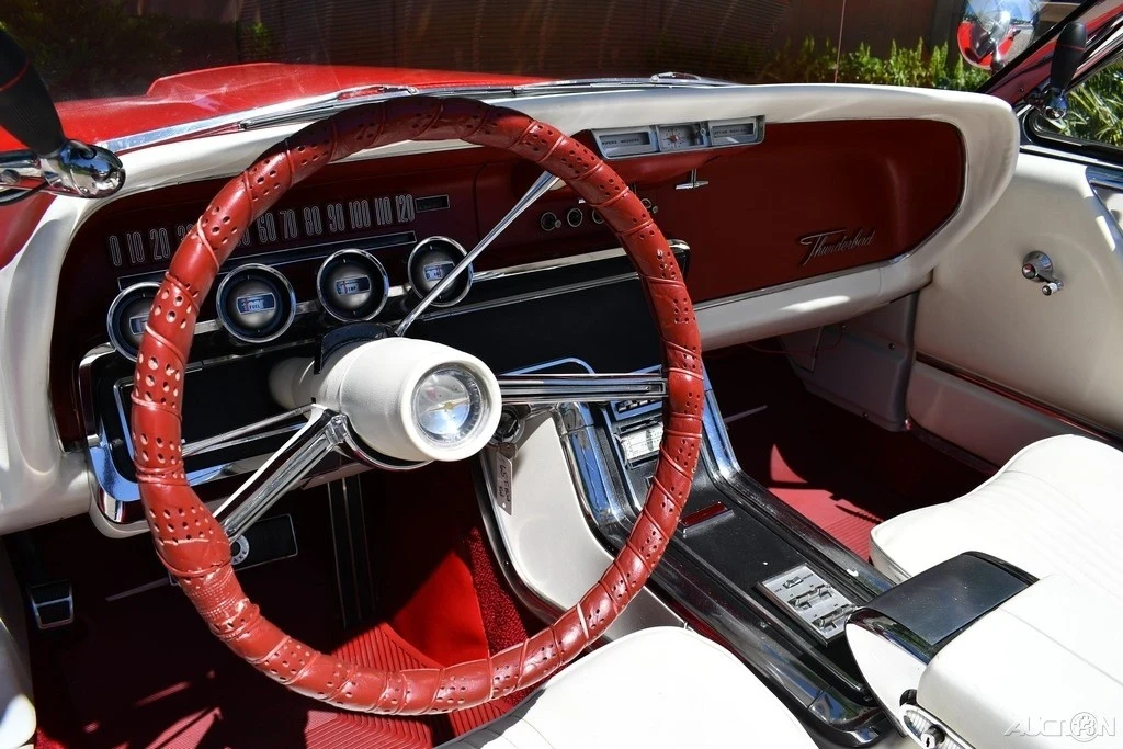 1965 Ford Thunderbird 3rd Gen - Image 15 of 21