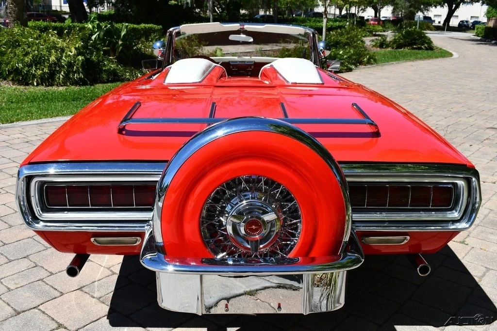 1965 Ford Thunderbird 3rd Gen - Image 10 of 21