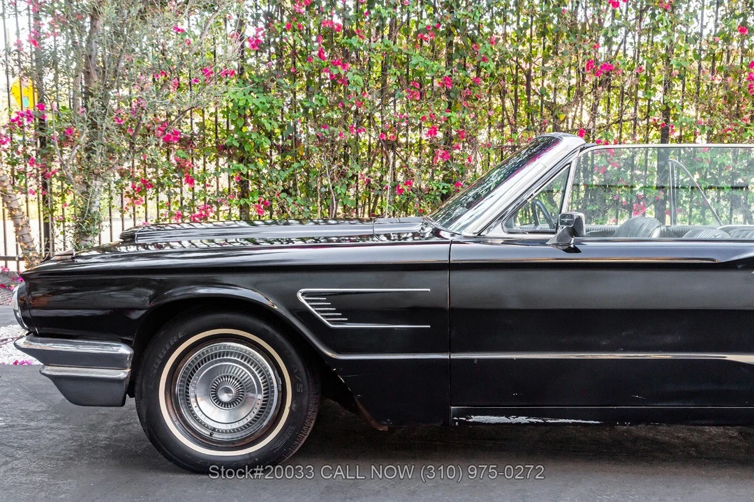 1965 Ford Thunderbird 4th Gen - Image 13 of 31