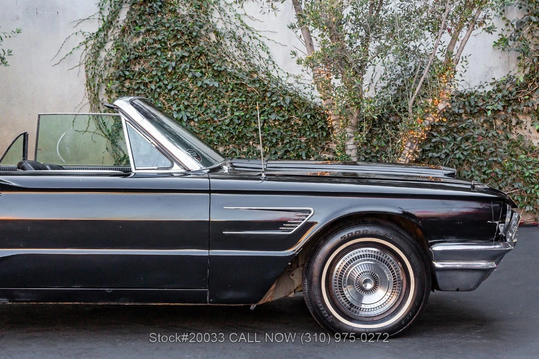 1965 Ford Thunderbird 4th Gen - Image 11 of 31