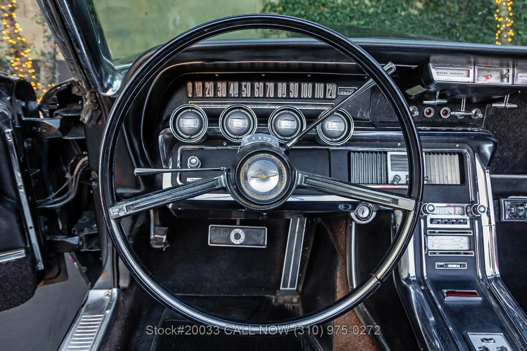 1965 Ford Thunderbird 4th Gen - Image 18 of 31