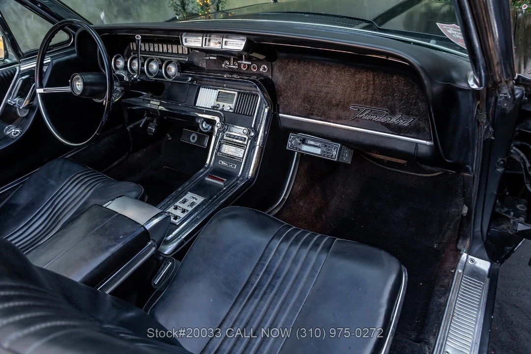 1965 Ford Thunderbird 4th Gen - Image 22 of 31
