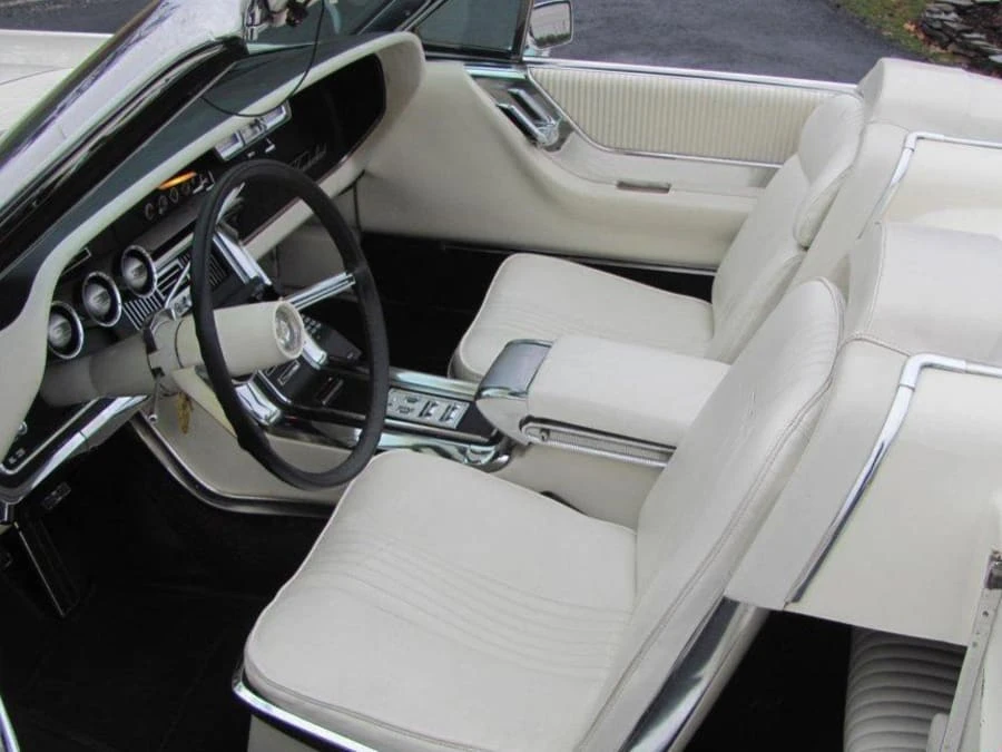 1965 Ford Thunderbird 4th Gen - Image 3 of 8