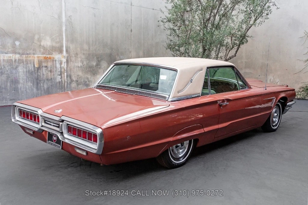 1965 Ford Thunderbird 3rd Gen - Image 5 of 12