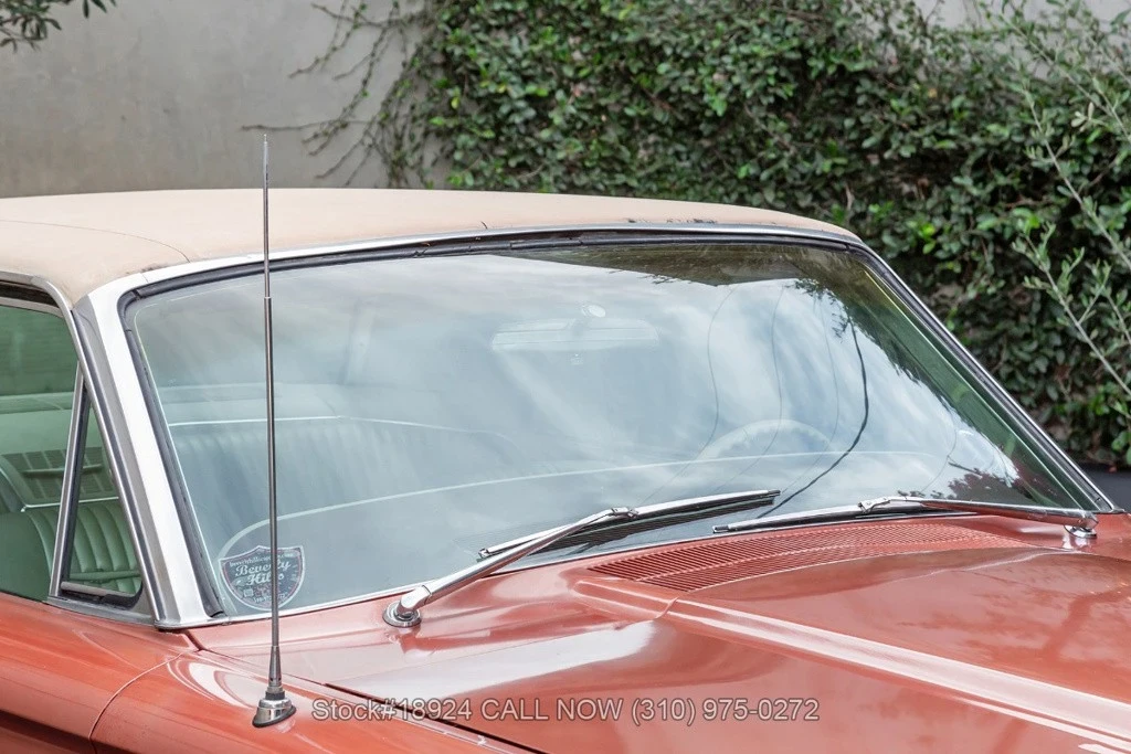 1965 Ford Thunderbird 3rd Gen - Image 9 of 12