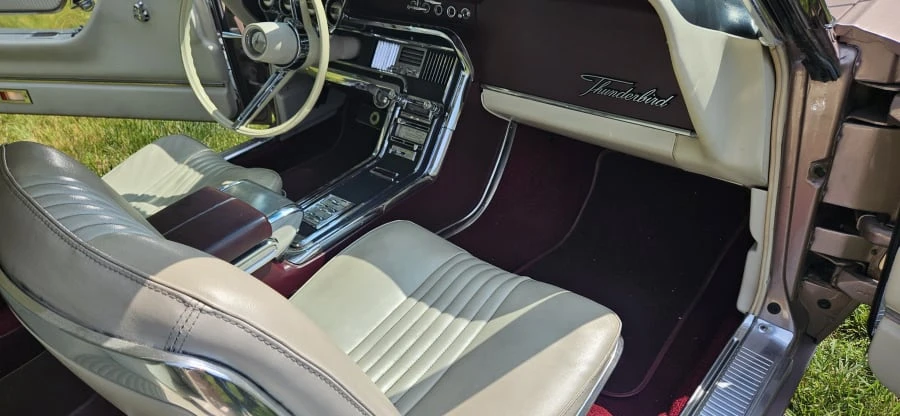 1965 Ford Thunderbird 4th Gen - Image 13 of 20