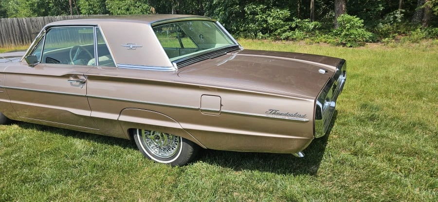 1965 Ford Thunderbird 4th Gen - Image 10 of 20