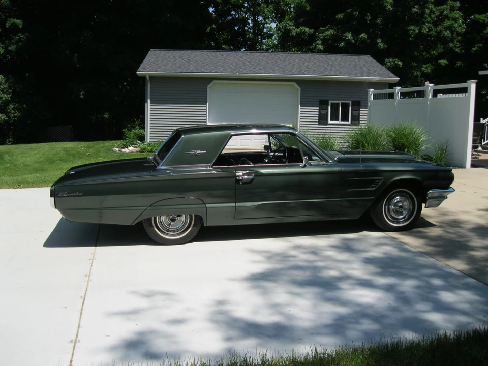 1965 Ford Thunderbird 4th Gen - Image 8 of 31