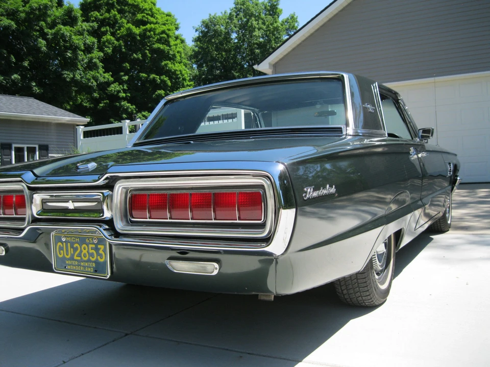 1965 Ford Thunderbird 4th Gen - Image 26 of 31