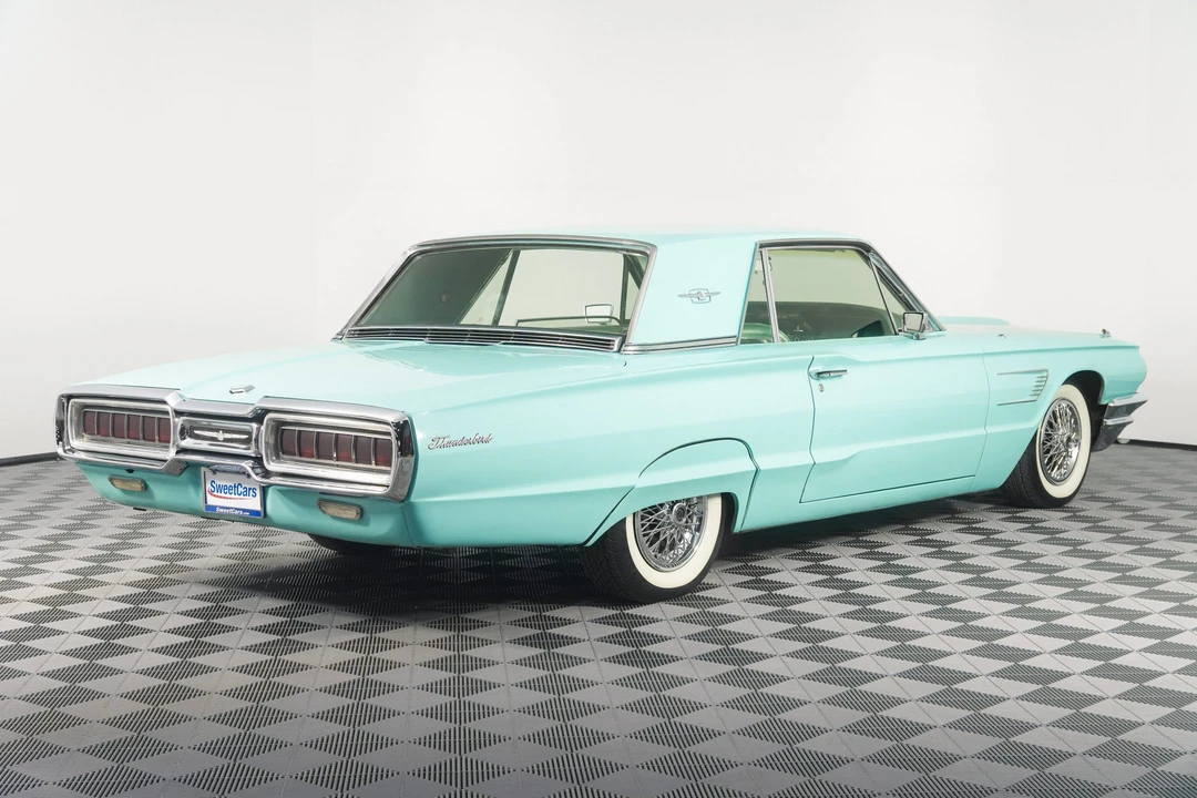 1965 Ford Thunderbird 3rd Gen - Image 10 of 31